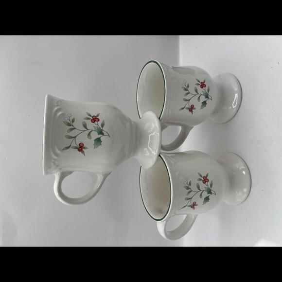 Vintage set of 3 Pfaltzgraff holiday holly berries, Stoneware Coffee Mugs Decor - Picture 2 of 6